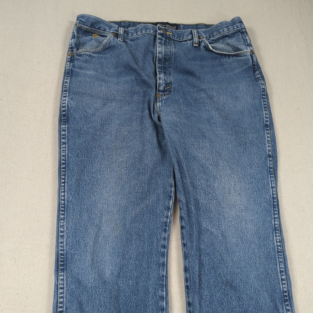 Wrangler Jeans Mens 38x32 Blue George Strait Cowboy Cut Western Distressed 936 - Picture 2 of 15